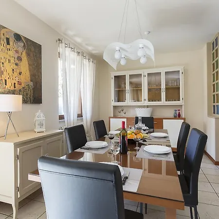 Semesterbostad Casa Allegra *